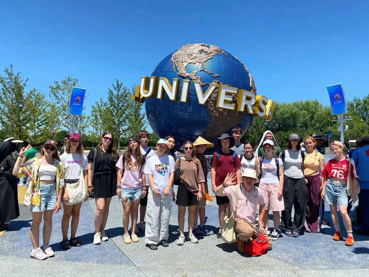 🌟 Наша группа в Пекине в Universal studios!