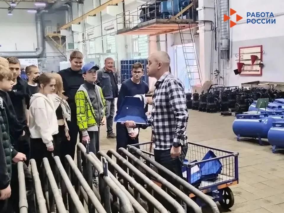 🔥32 профтура и более 800 участников: как молодёжь Тверской области знакомится с будущими профессиям