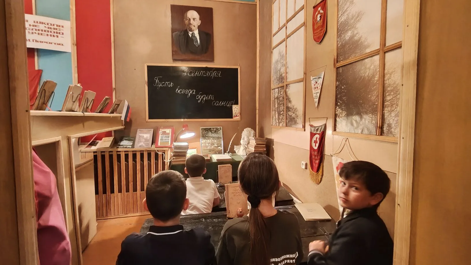 18 мая в школьном музее гимназии  прошла культурно‑просветительская акция «Ночь в музее». Мероприяти