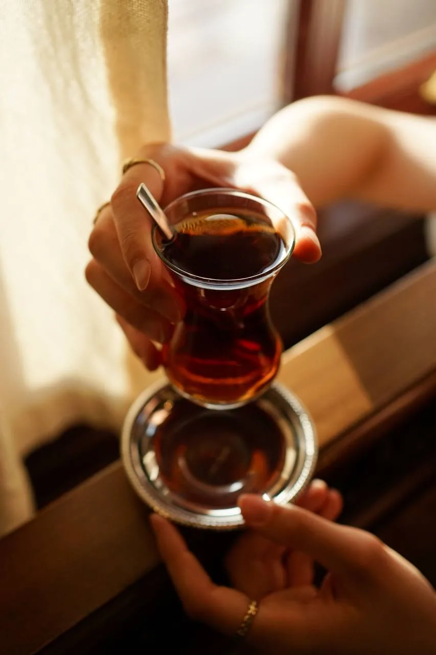 🍵 «Чай — это маленькая церемония, которая помещается в одной чашке». А «Бентота» https...