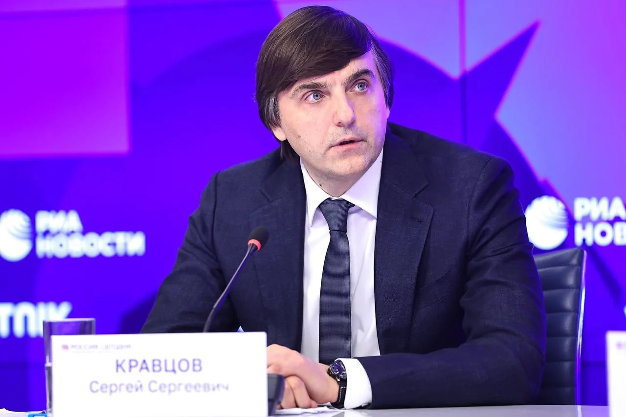 ⚡️ Минпросвещения создаст нейросеть и систему ИИ для сферы образования, — Кравцов.