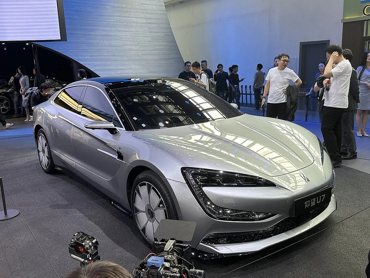BYD планирует поставить твердотельную батарею в автомобиль