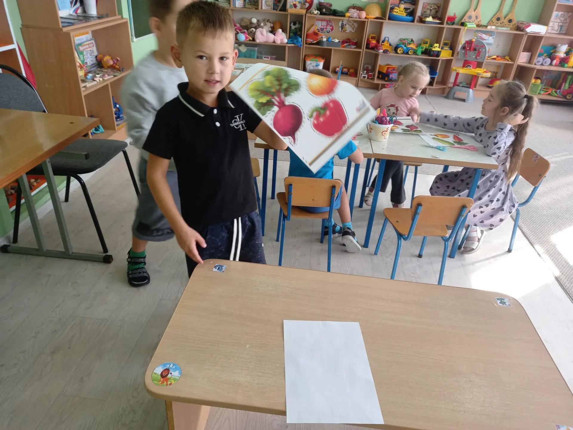 Творческая коллективная работа " Корзина с овощами"
