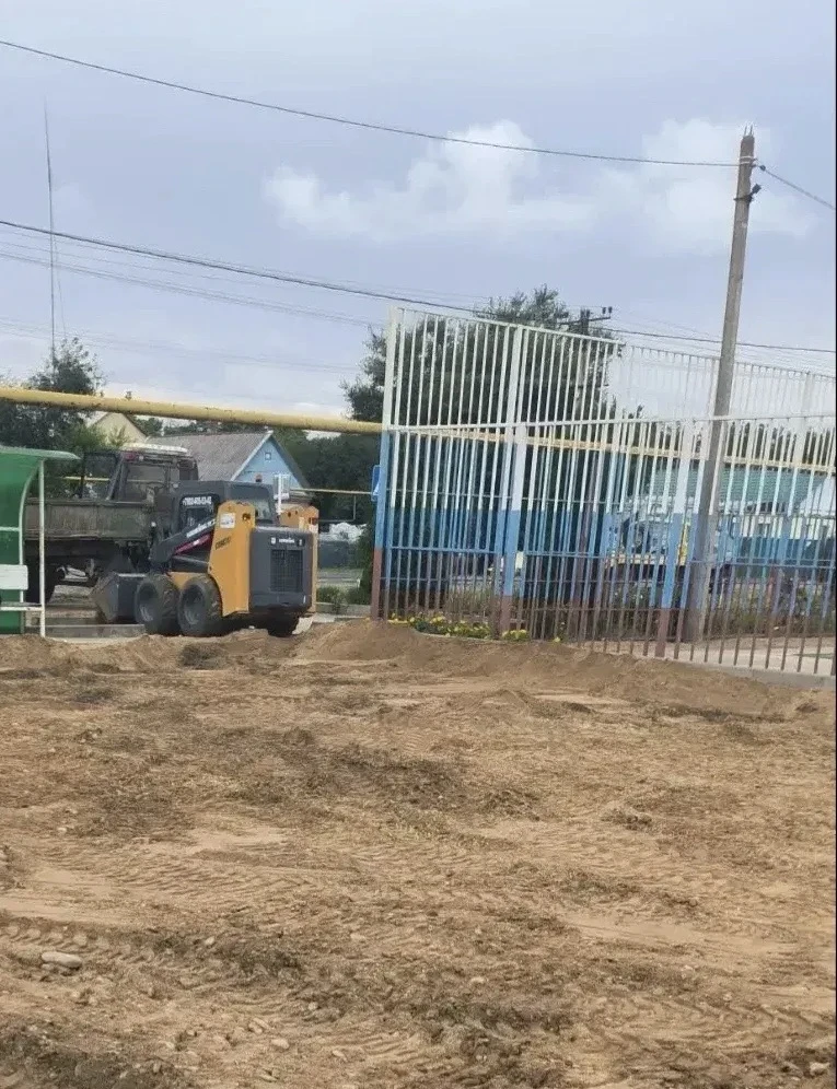 В станице Дондуковской продолжается работа по созданию комфортной и безопасной среды для жителей.

С