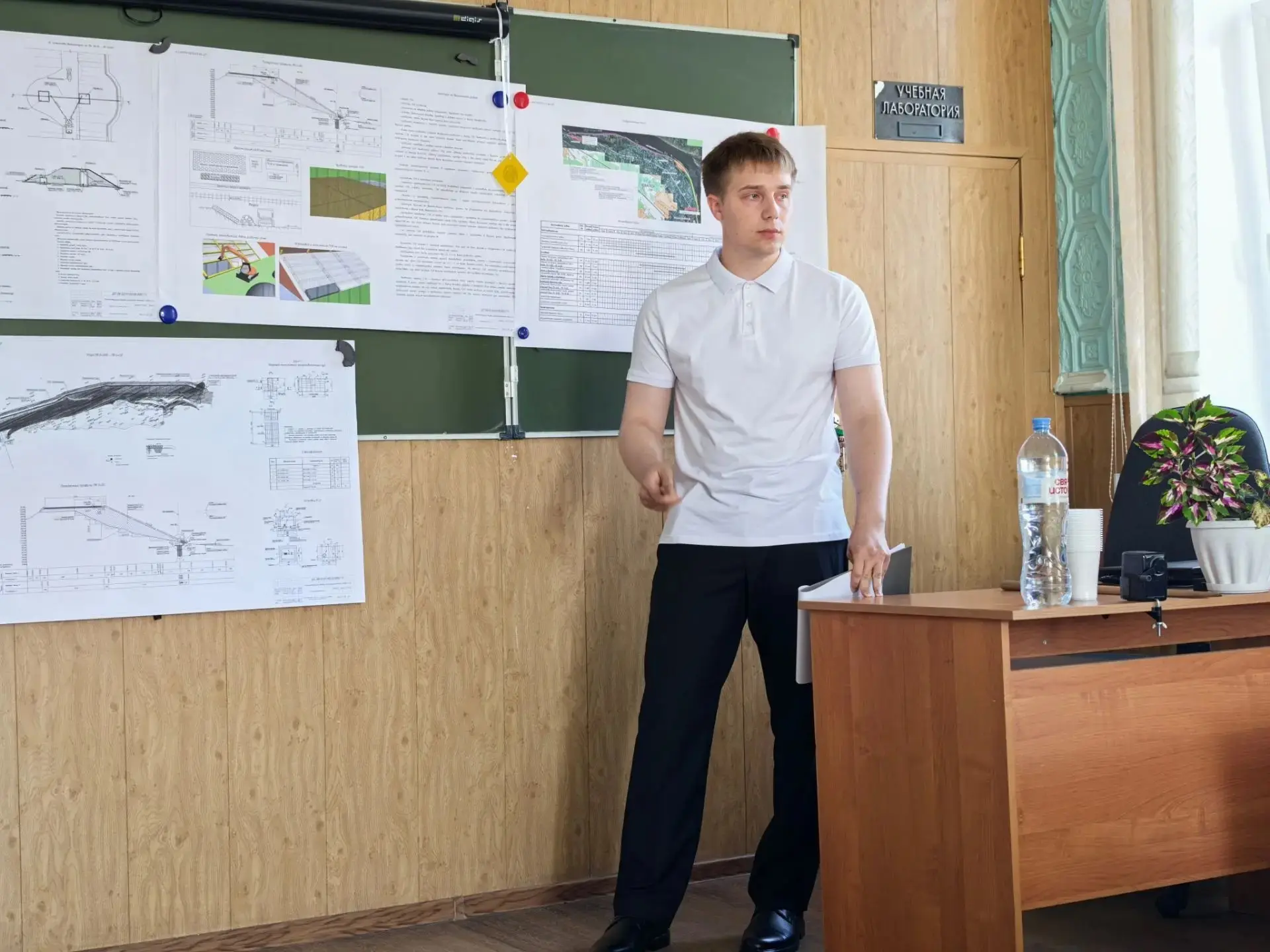 СТРОЙКА БУДУЩЕГО НАЧИНАЕТСЯ ЗДЕСЬ!

🏗️ Мы гордимся нашими студентами! 🥳 Группа СЗС-22 (специальн