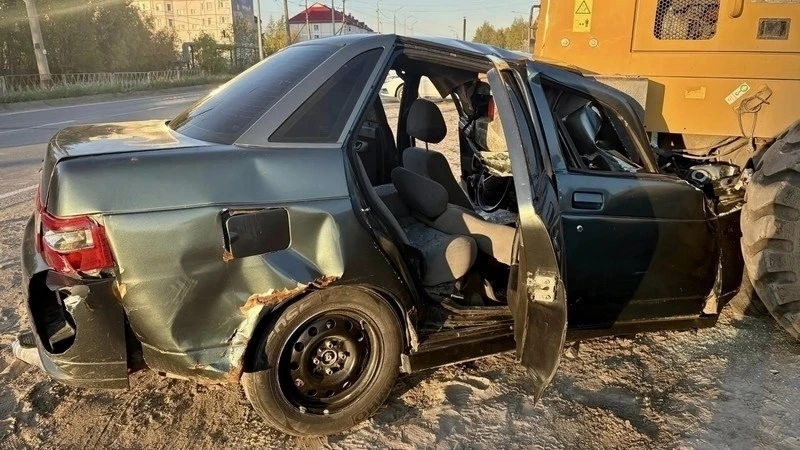 В Югре подросток сел за руль автомобиля — в результате пострадали четыре человека