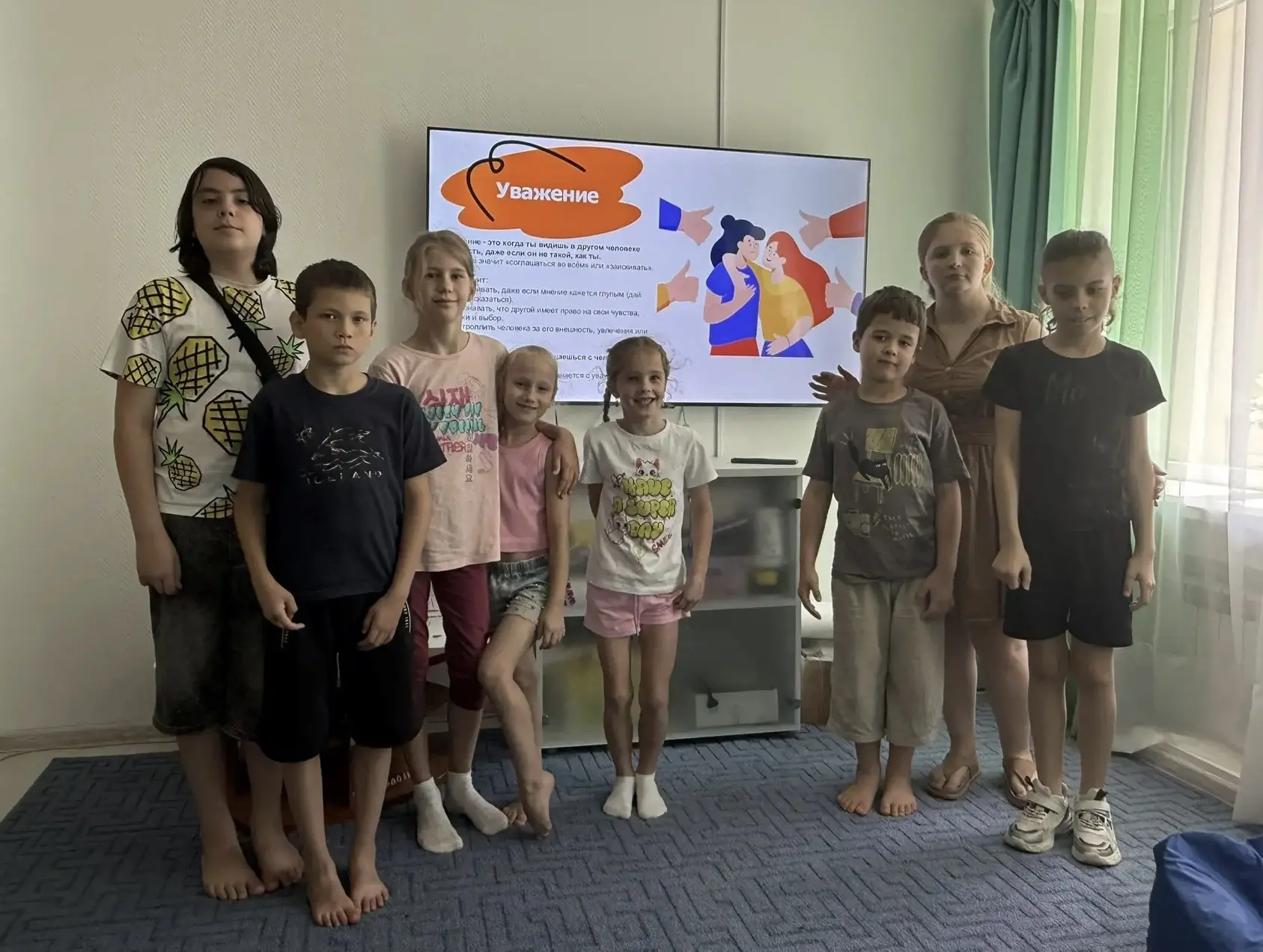 В Донском семейном МФЦ прошла беседа в рамках проекта «МогуЧувствовать», посвящённая уважению, приня