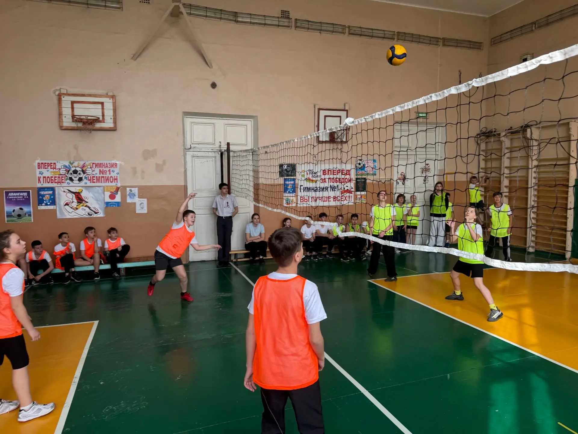 "КОНКУРСЫ, СОРЕВНОВАНИЯ ФЕСТИВАЛИ"🏆  В Первой гимназии  прошли захватывающие соревнования по пионерб