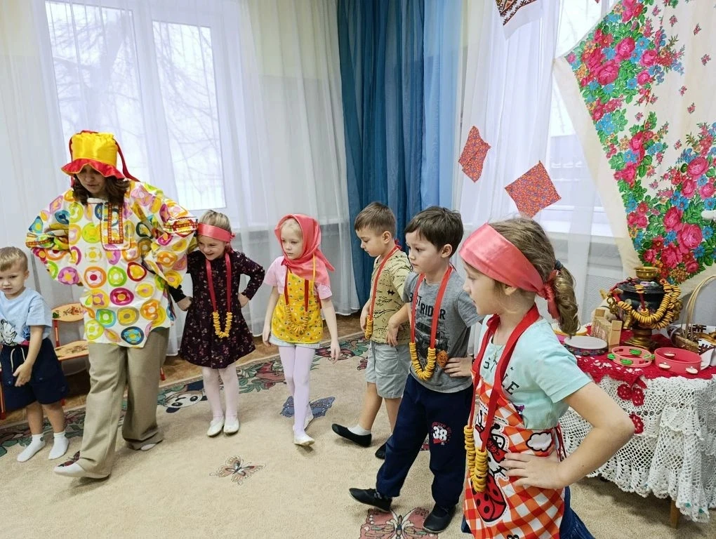 Весёлые проводы зимы прошли во всех дошкольных отделений МБОУ Видновской СОШ N1. Традиционный праздн
