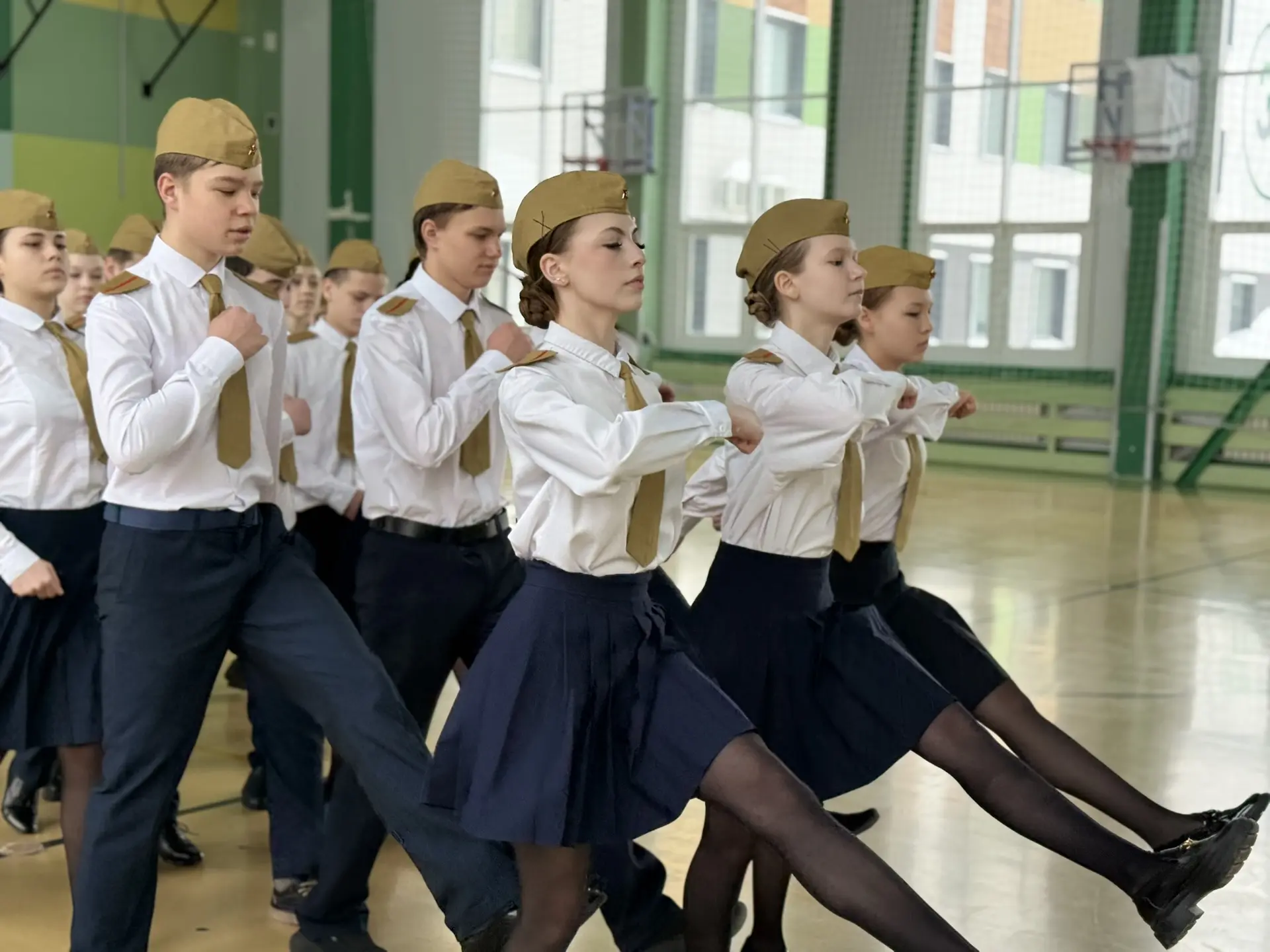🔹 Смотр строя и песни в 8-х классах: праздник мужества, памяти и славы!  Сегодня в нашей школе произ