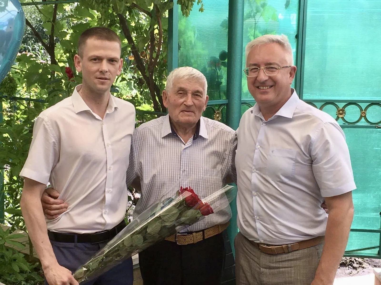 🎉 25 июля своё 90-летие отметил почётный гражданин Мостовского городского поселения Владимир Фомич 