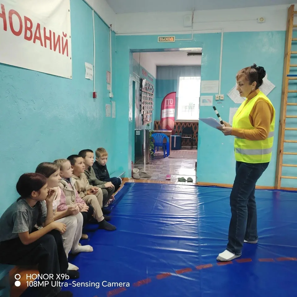 🚦 Воспитанники спортивно-оздоровительного этапа школы «Олимпиец» разбирались, как безо...