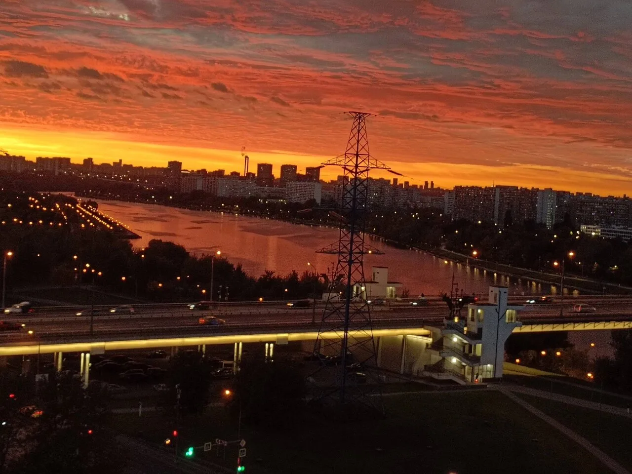 Очень наколдовала настоящую магию на небе ❤