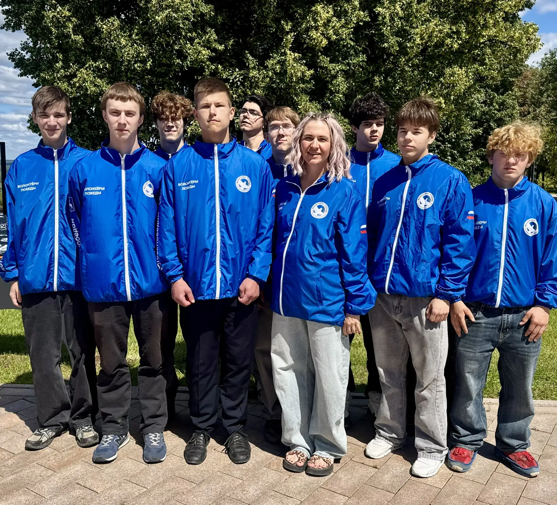 День памяти и скорби: студенты НИКа приняли участие в торжественном возложении цветов у...