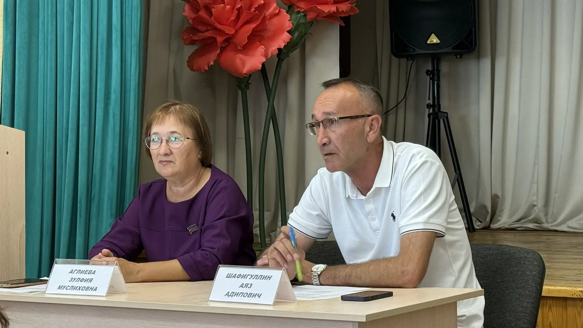 Глава района Аяз Шафигуллин вместе с коллегами побывал в селе Байряки‑Тамак: встретился...