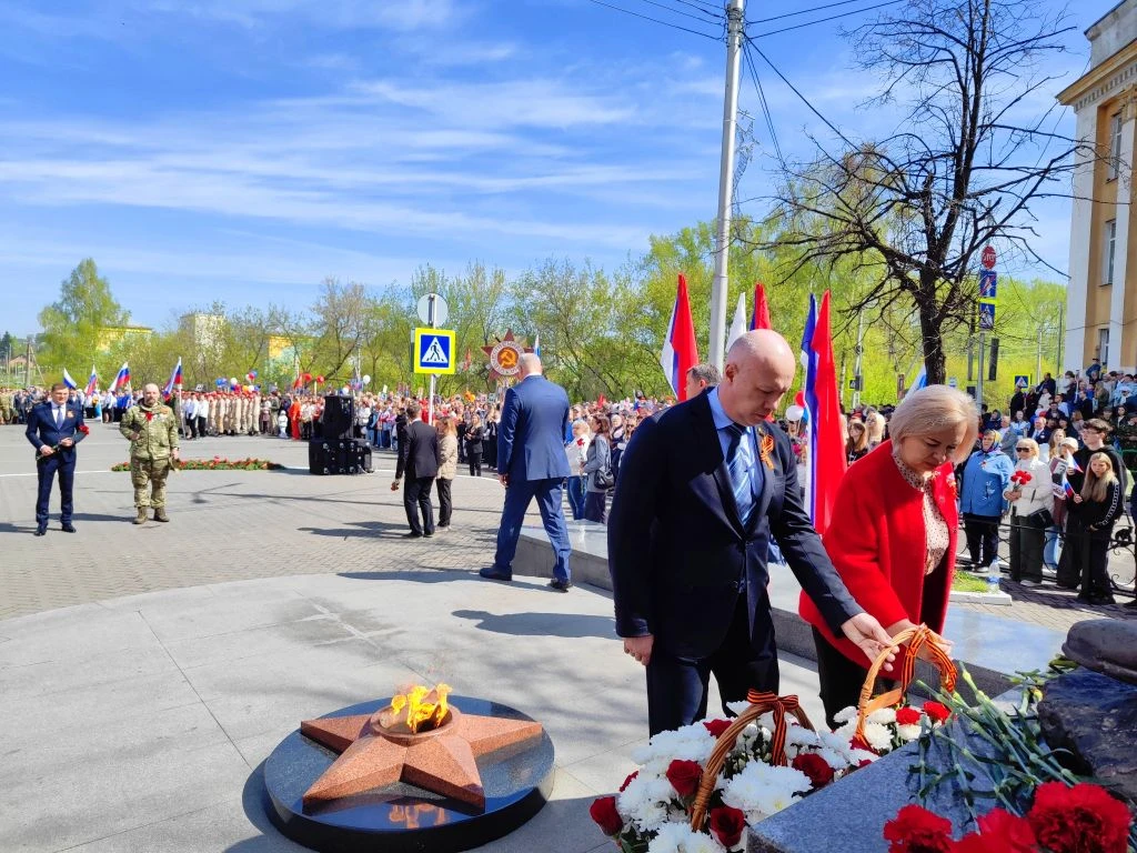 В честь празднования 81-й годовщины Победы в Великой Отечественной войне у памятника Воину-победител