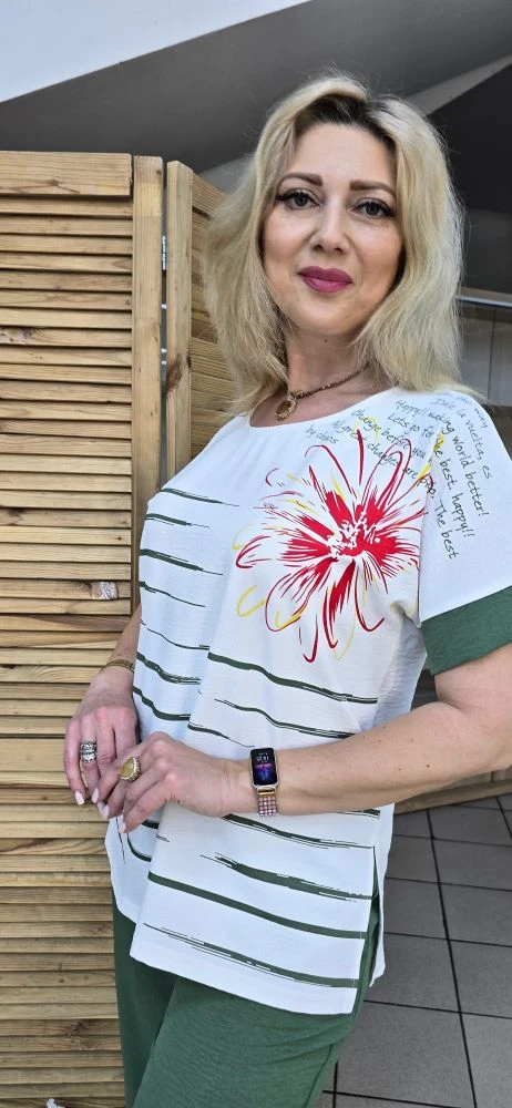 Летний костюм. 👕👖

Состав ткани; хлопок 85% , вискоза 15%

Размеры 48,50,52,54

Цена 3700р