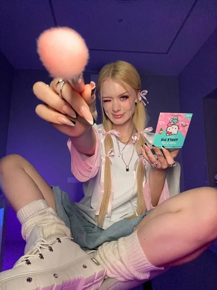 ❤️‍🩹 — милашка