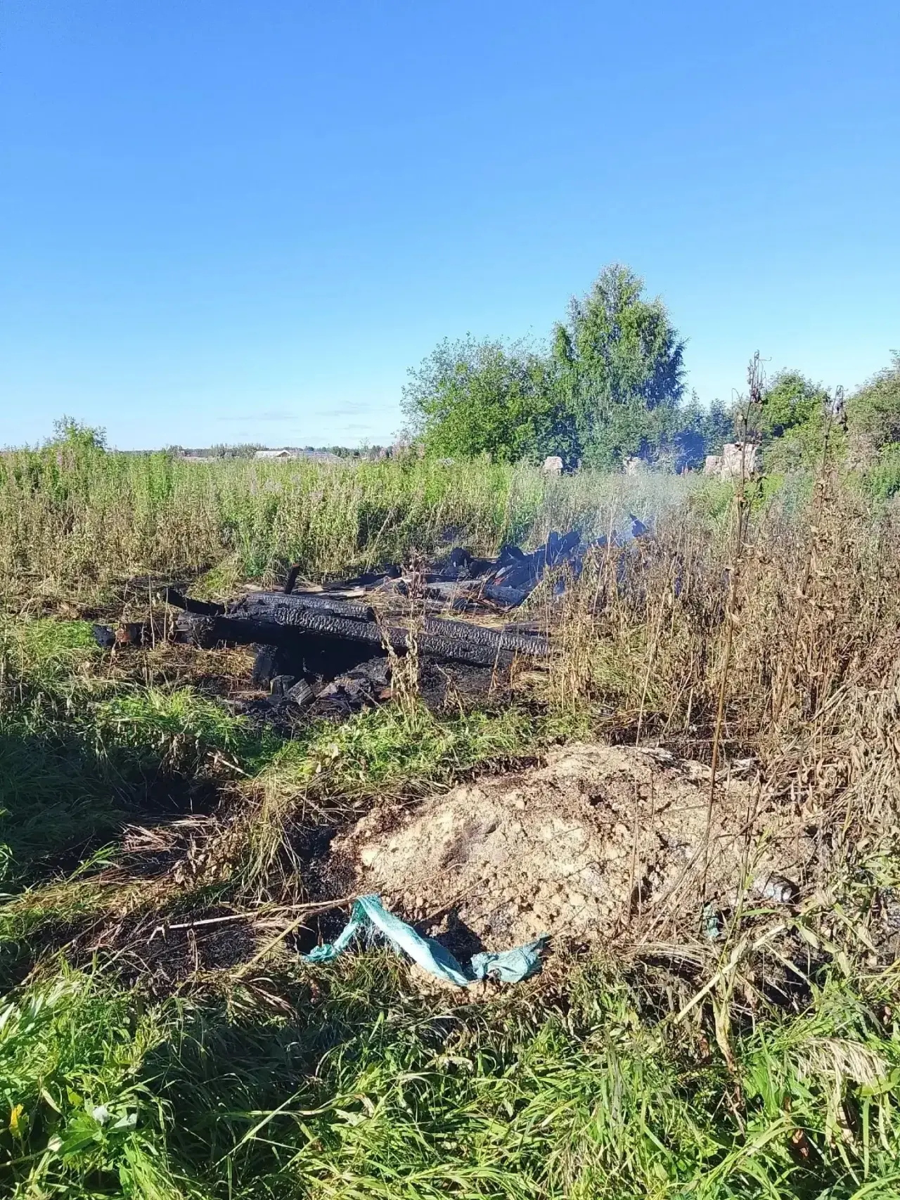 🔥 В селе Шуньга пожарные локализовали возгорание сухой травы

📞 Сегодня в дежурную службу от местн