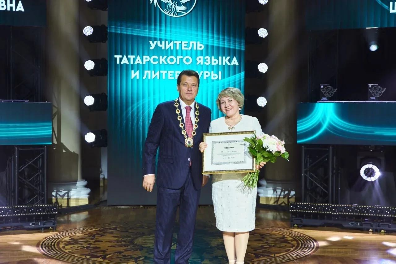 Педагог нашей школы Имамиева Эльвира Рифатовна стала лауреатом  городского конкурса "Уч...