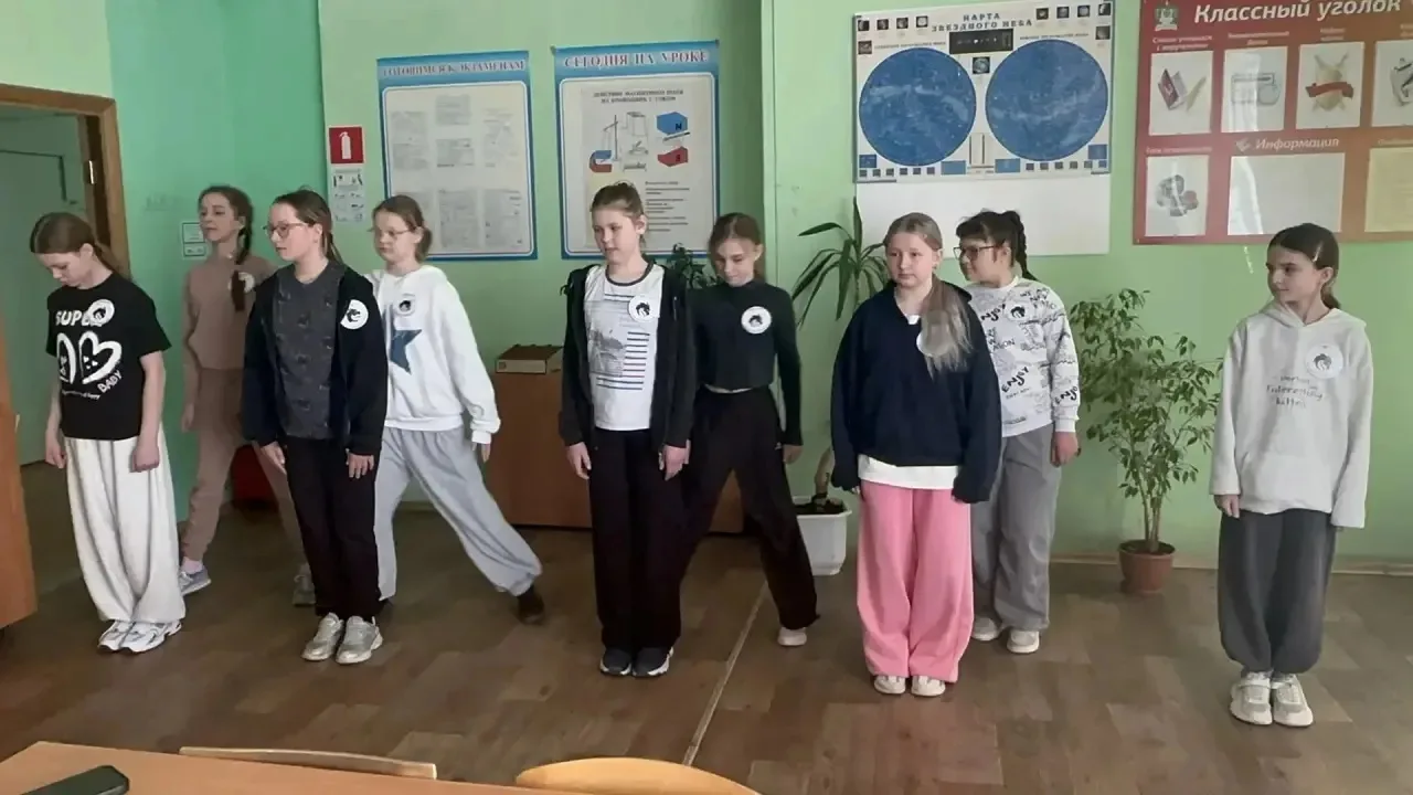 Насыщенный день сегодня прошел в пришкольном лагере в ходе отборочного этапа «Зарница 2.0».  Ребята 