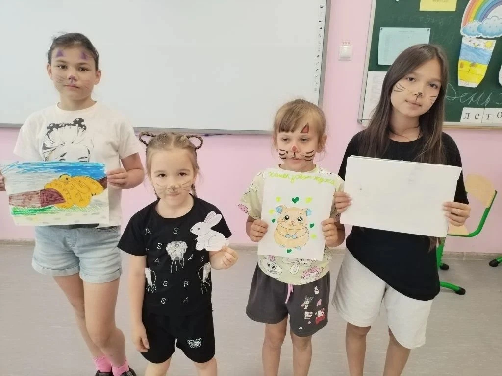 ✅День 8
✨Лагерь "Радуга"
🐰🦊🐻Тема дня " Эти забавные животные"
В этот день ребятам позволили прийт