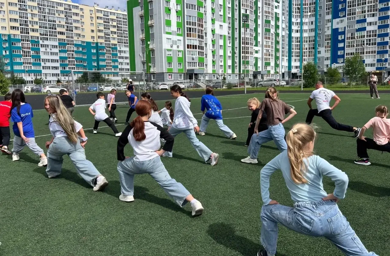 📢 В рамках Всероссийской акции «Физкульт-привет», приуроченной ко Дню физкультурника, в школе им. М