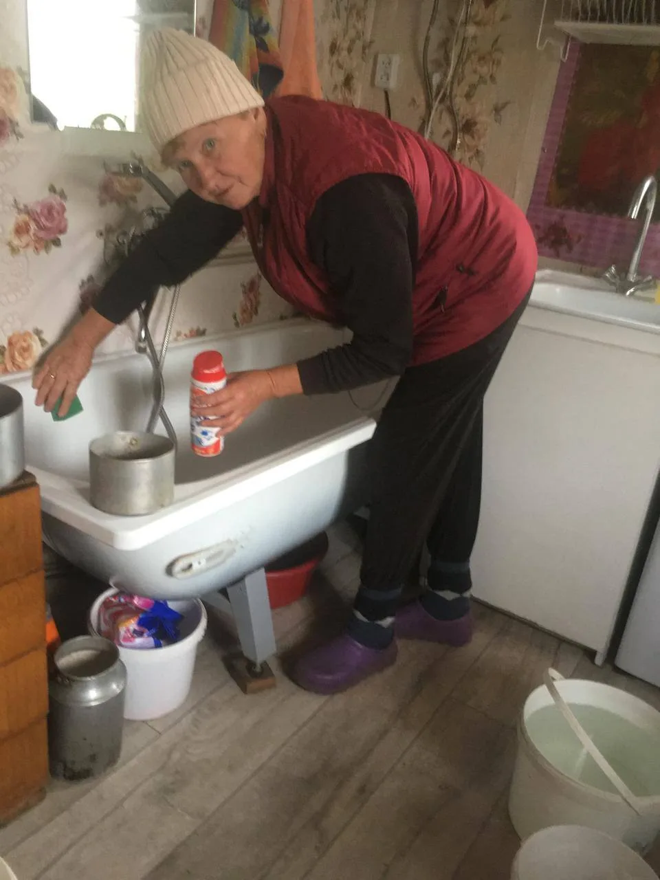 Социальные работники ОБУСО «Обоянский МКЦСОН» ответственно подходят к