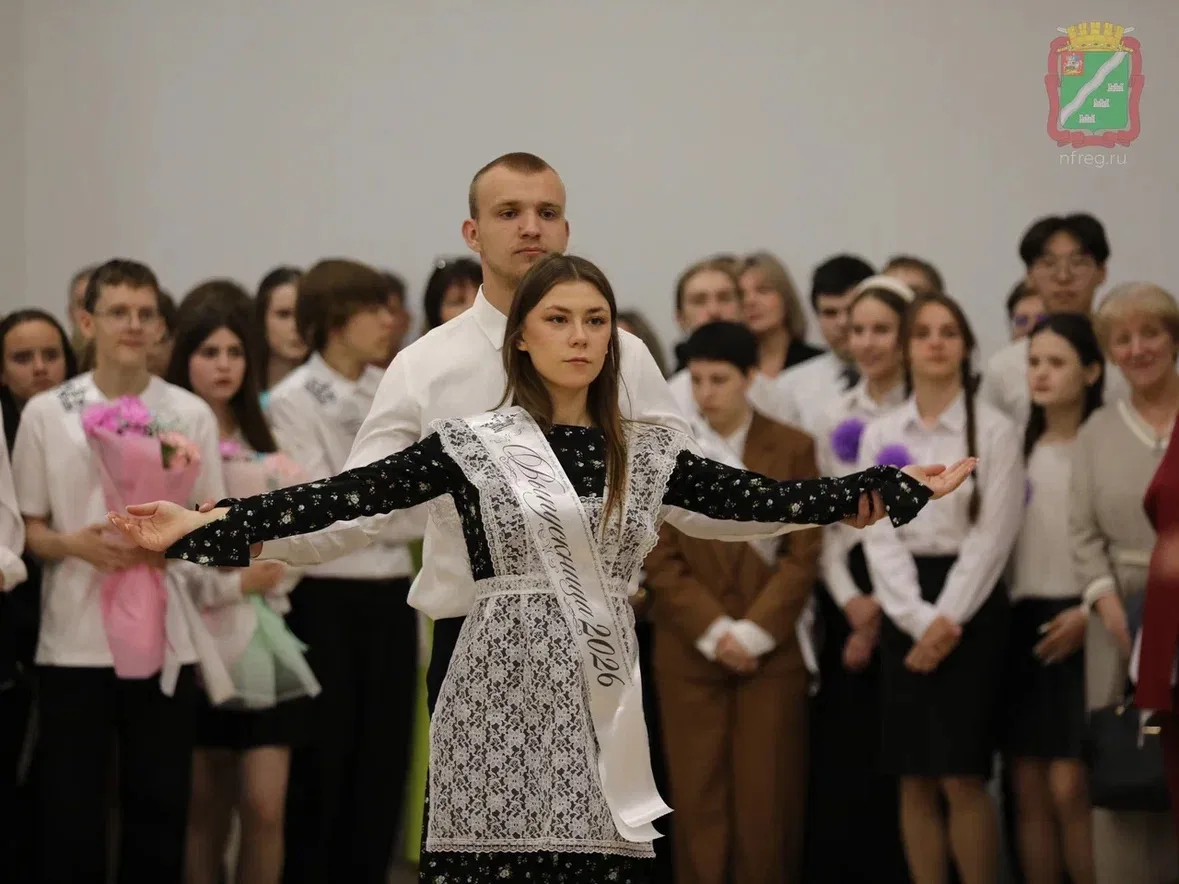 Праздник последнего звонка отгремел в 24 школах округа. Учебный год завершился для 22 тысяч школьник