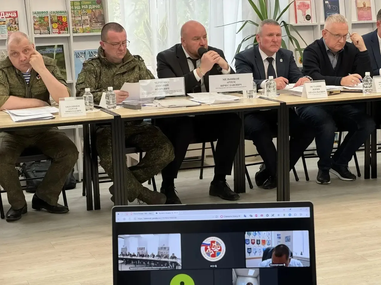 ✅Вице-губернатор Артём Мельников провел в Советско-Гаванском районе личный прием участн...