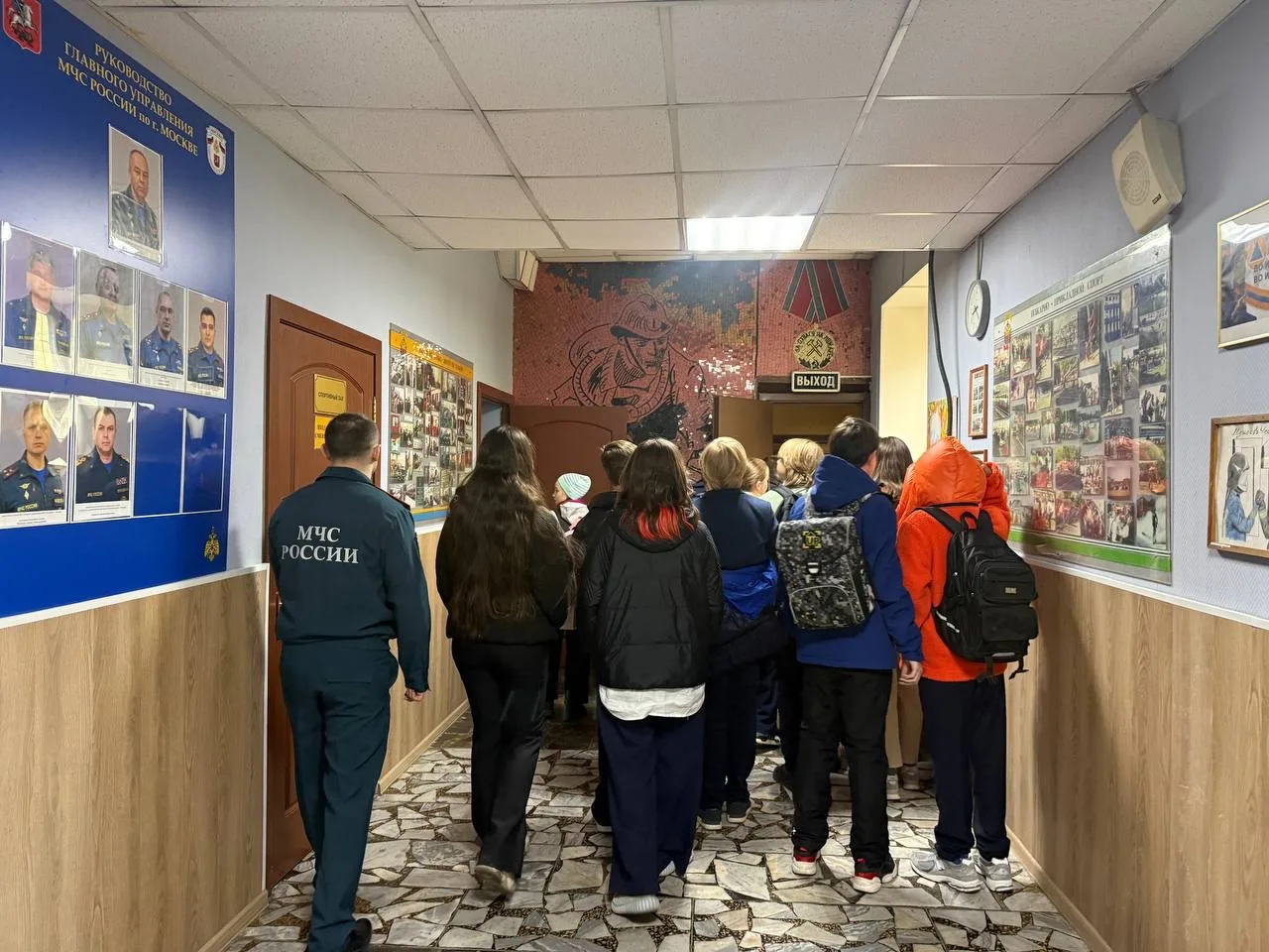 🚨Знакомство с героической профессией  Сегодня, в рамках недели профориентации, ученики 6 «Б» класса 