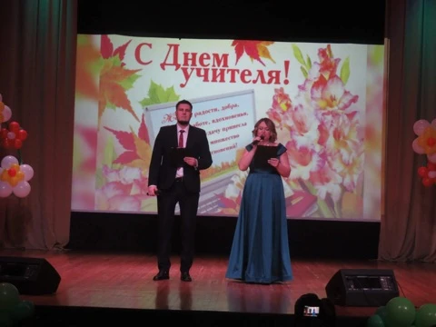 Сегодня, 2 октября, в Сладковском районном Доме культуры состоялся праздничный концерт,...