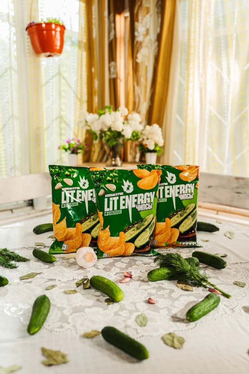 LitEnergy выпустили чипсы со вкусом малосольных огурчиков — новинка уже появилась в маг...