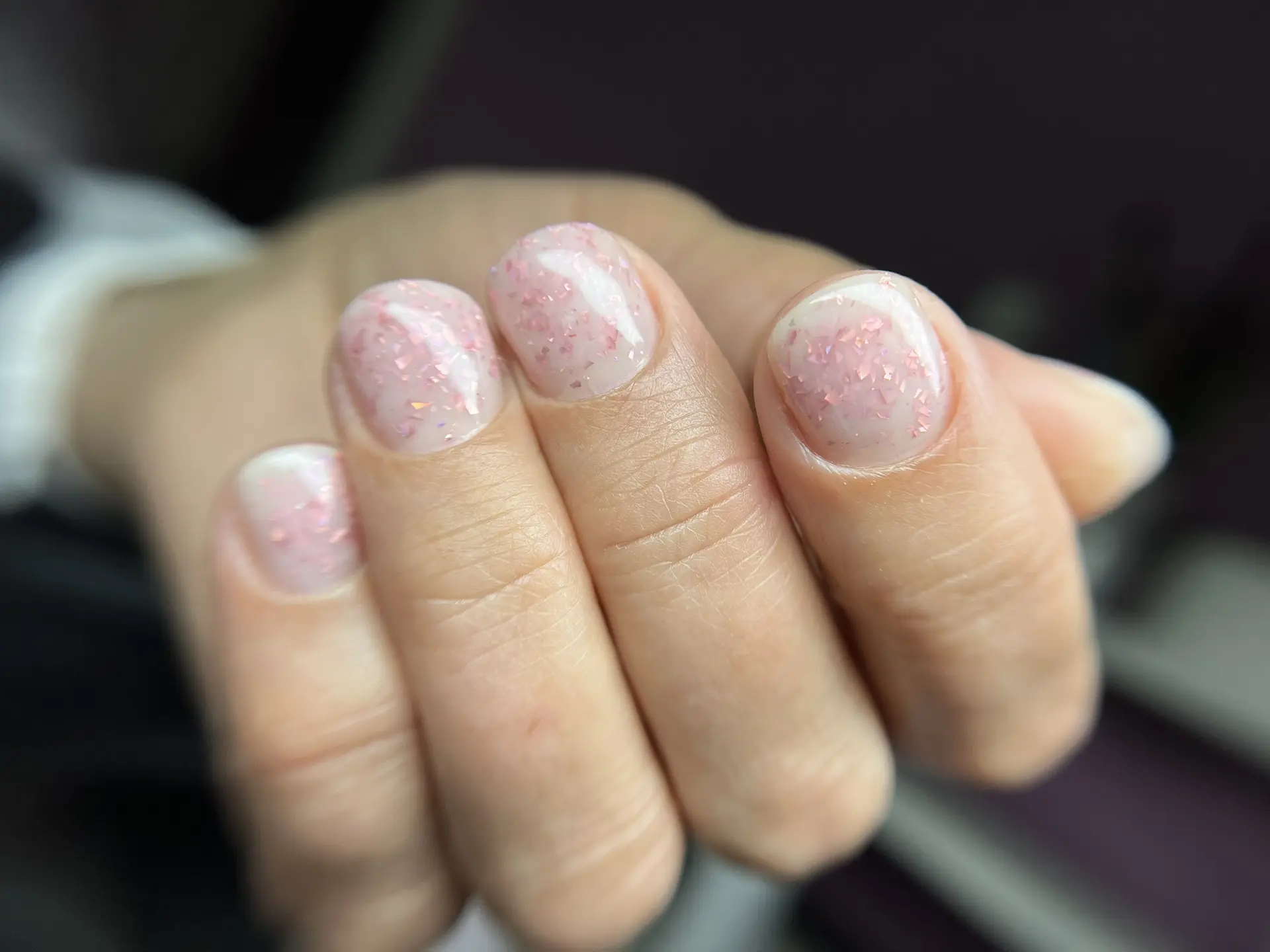 Гель с кусочками розовой потали 🌸