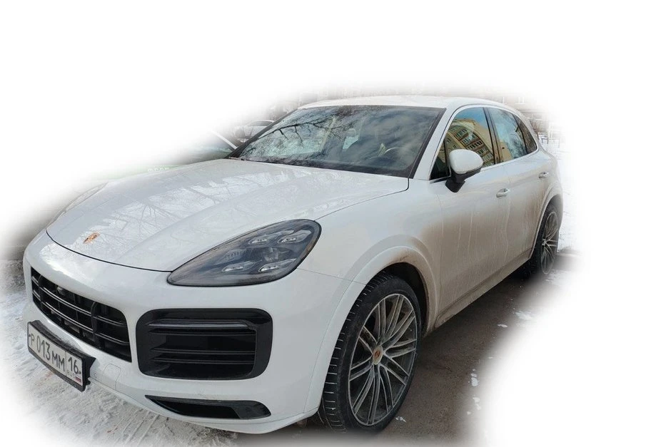 🚗Porsche Cayenne экс-мэра Бугульмы ушел с торгов за 5,6 млн — теперь элитным авто влад...