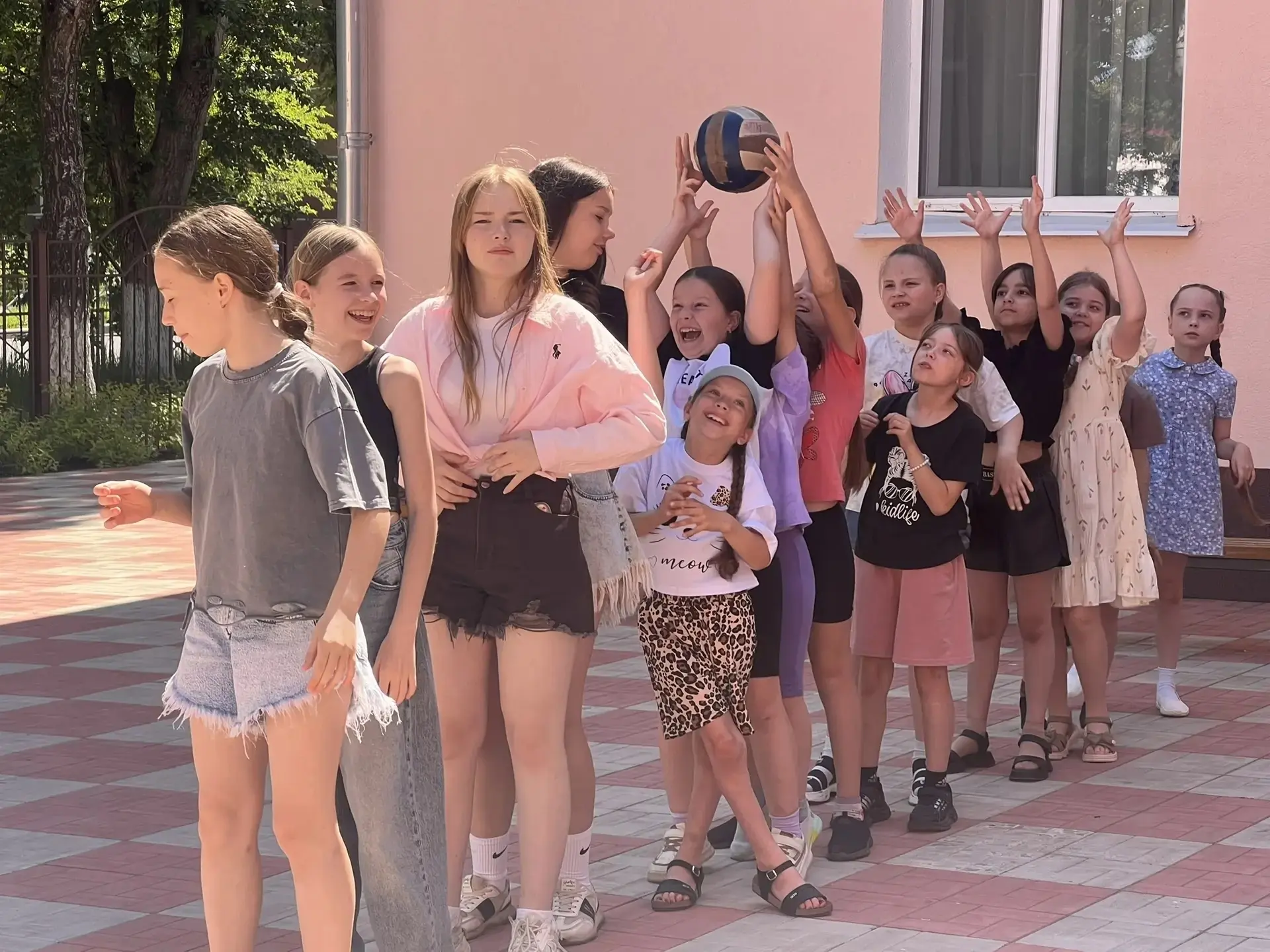 🎉 9 день в лагере «Чебурашка»: играем и смеёмся!