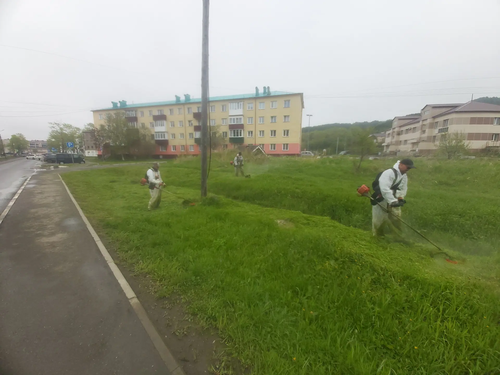 ➡️ Сегодня силами «Управления дорожно- транспортным хозяйством» выполнены следующие раб...