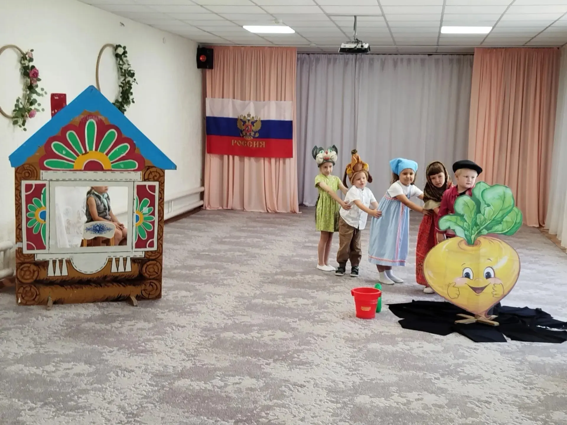 Жили-были в нашем саду не звери лесные и не чудища заморские, а славные ребята из старш...