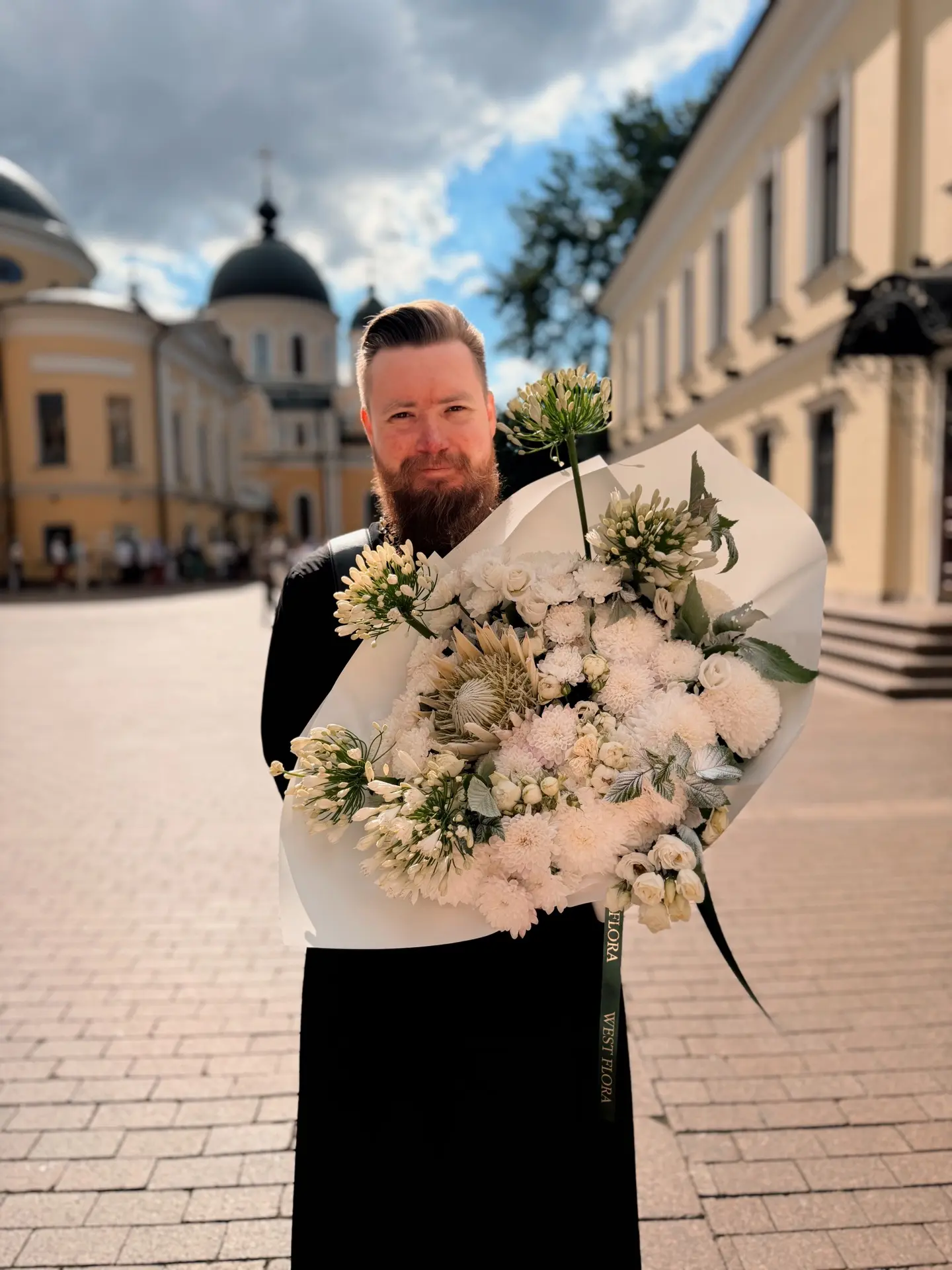 С Божьей помощью, побывали у матушки Матроны

Обо всех помолились, дорогие, передали цветочки — их с