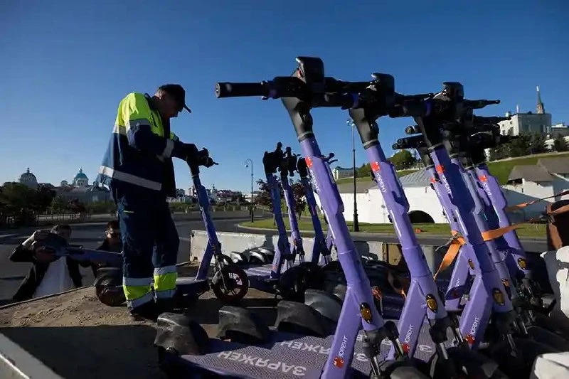 🛴 Самокаты исчезнут с улиц Казани не раньше середины ноября