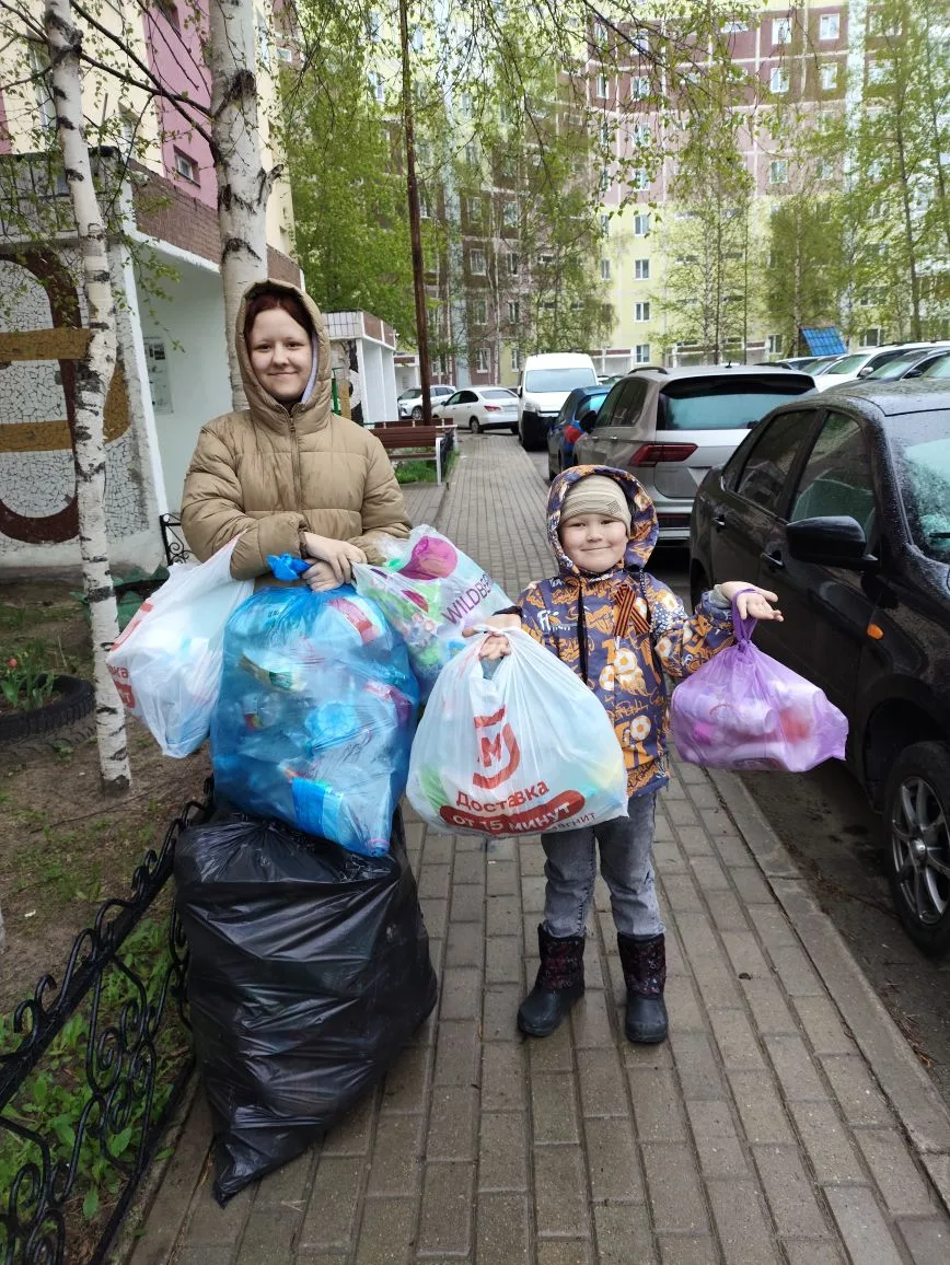 Нашим волонтёрам дождь не помеха! 🌧️💪  ♻ ️24 мая в Нягани состоялась восемнадцатая экологическая акц
