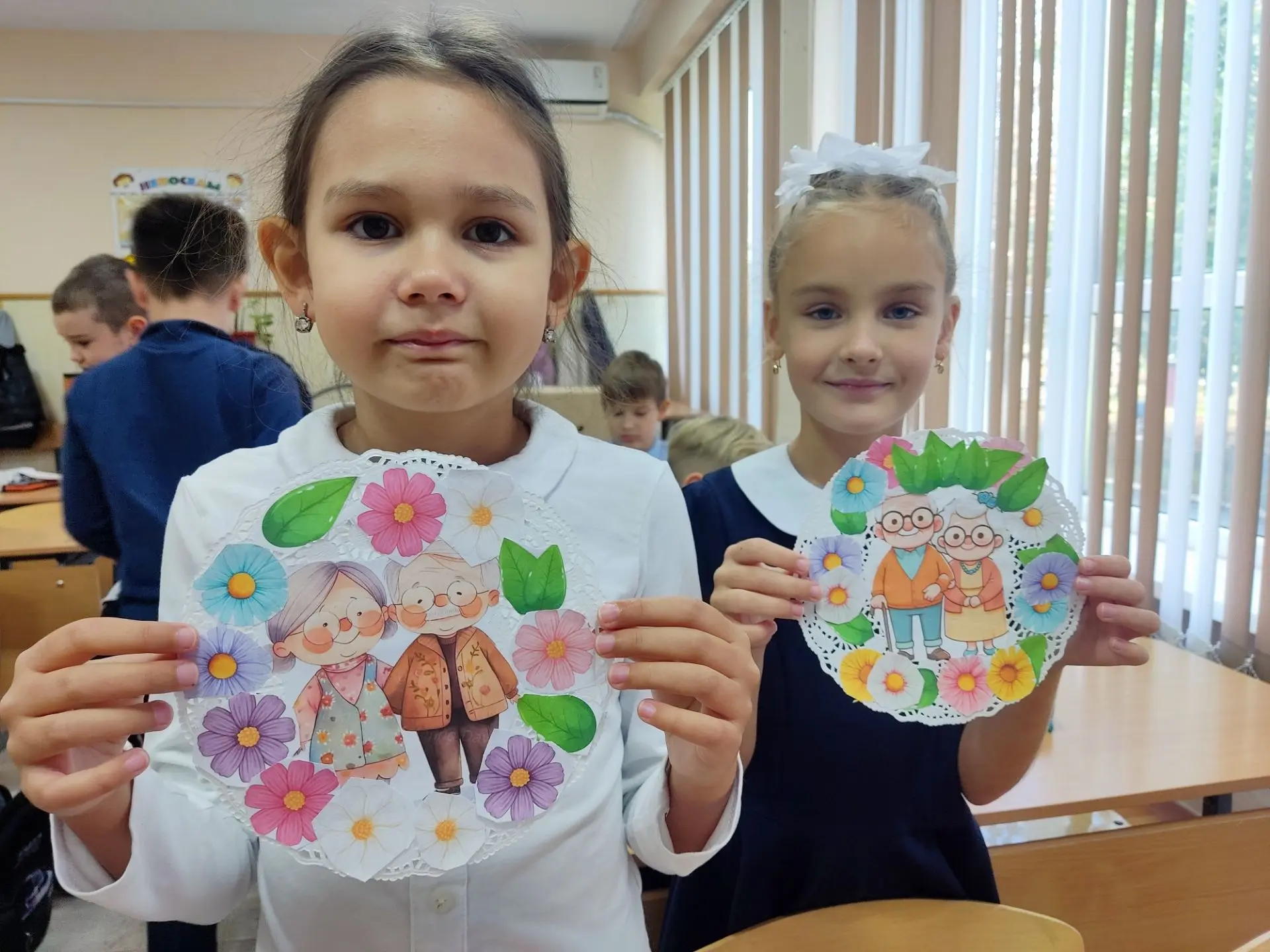 🍂♥ В Международный день пожилых людей в 1 «А» классе школы №28 царила атмосфера добра ...