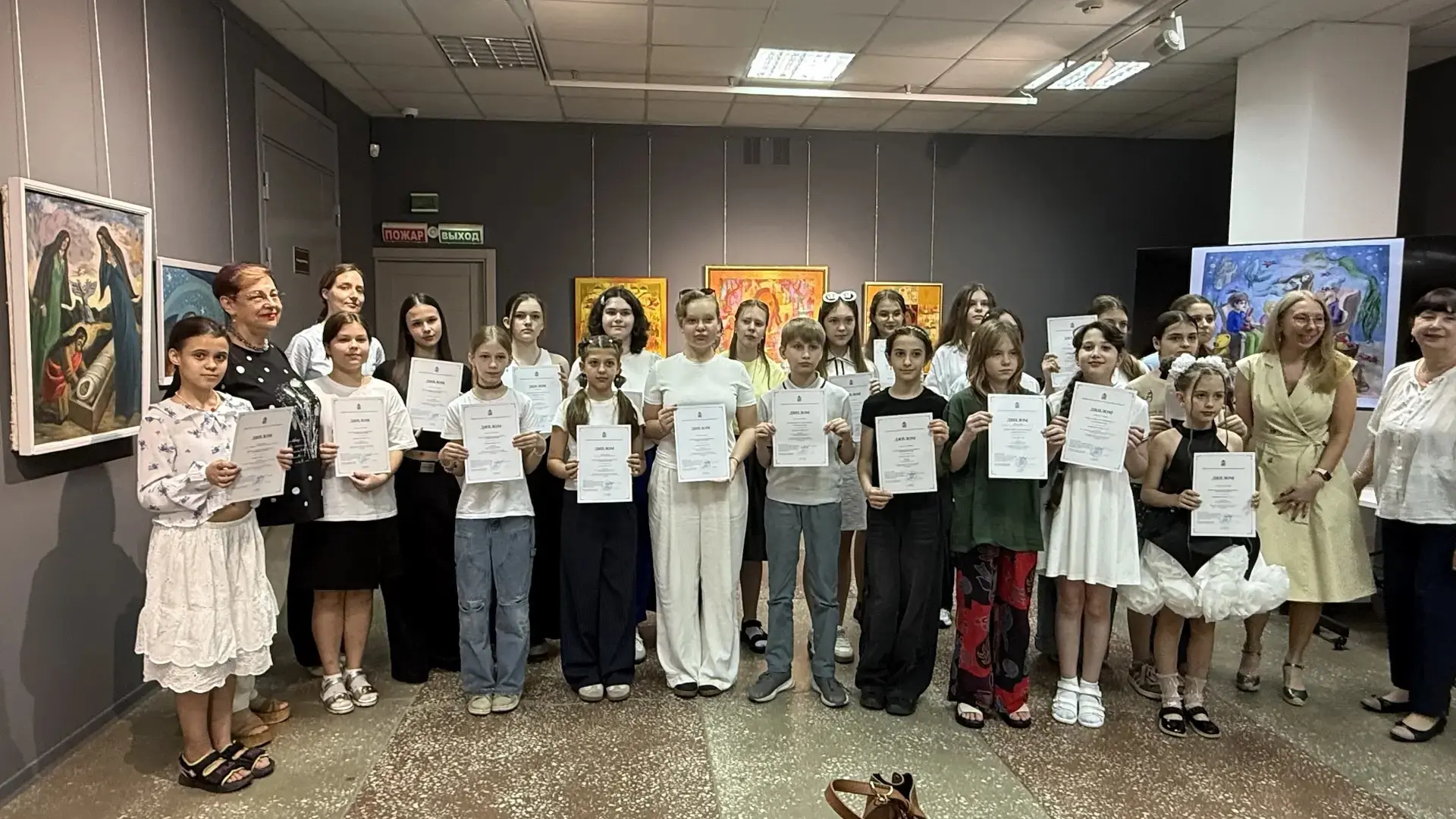 🎨 Люберецкие юные художники покорили «Славянские встречи»!