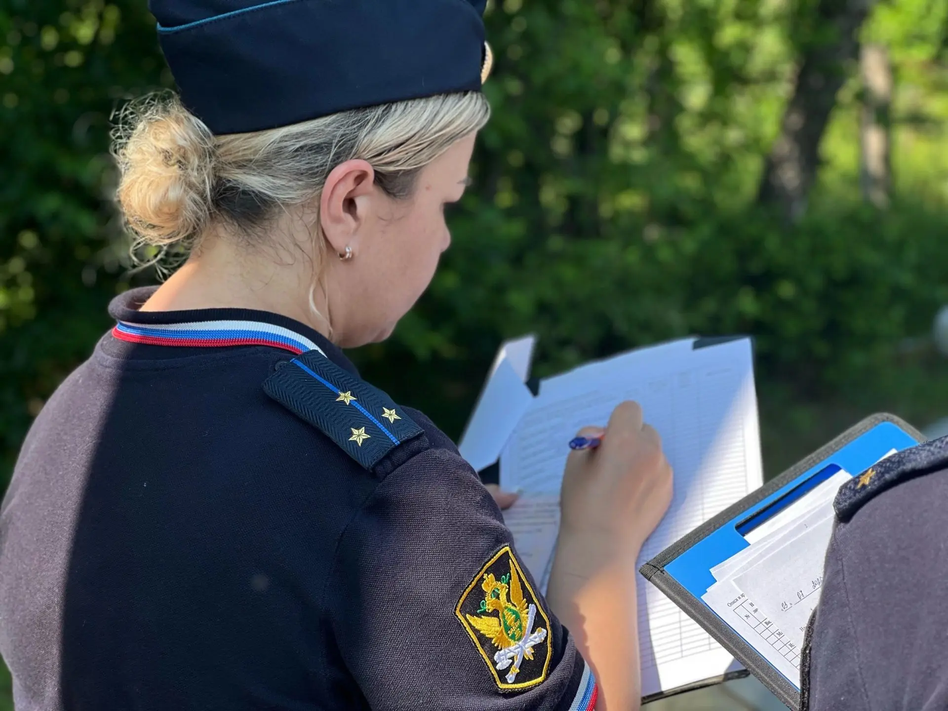 Работал сверхурочно бесплатно: полмиллиона рублей заработной платы помогли взыскать суд...