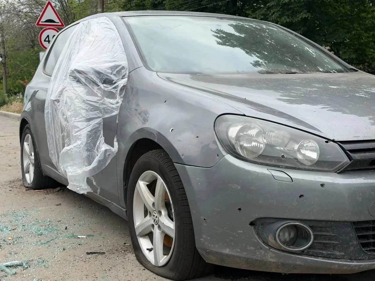 ⚡️Ночью БПЛА ВСУ массированно атаковали Первомайск

Есть повреждения имущества и возгорания на неско