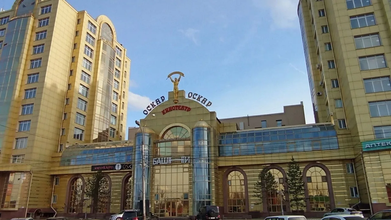 Спокойным небом и погодой удивит Хабаровск 24 апреля                                  Народная мудро