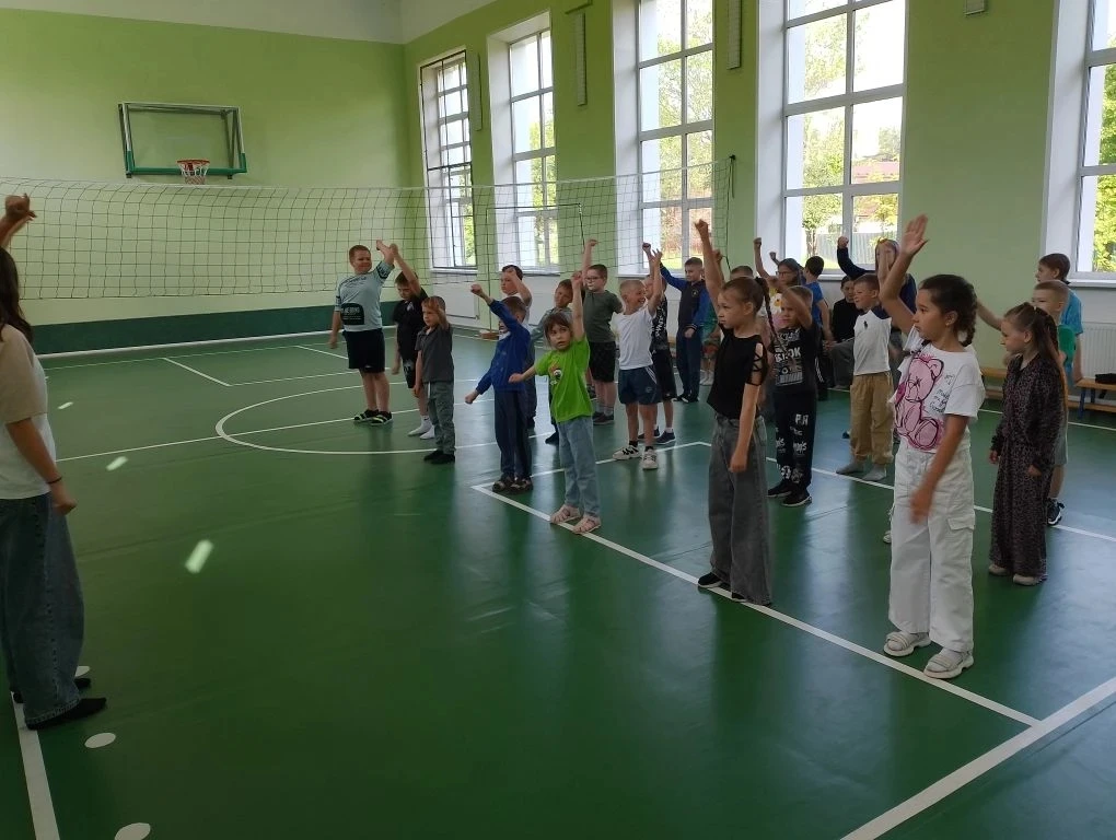 Наш Пушкинский день в лагере: как это было! ⚓️

Сегодняшний день в нашем лагере был по-настоящему во