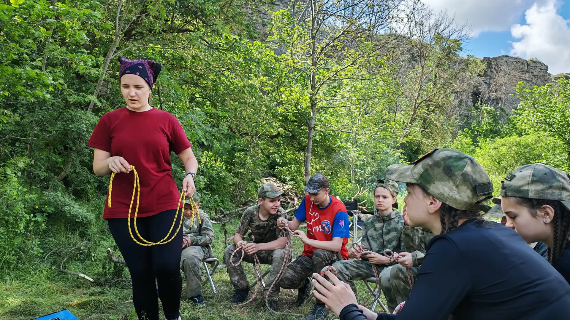 Наши ребята покоряют скалы! 💪🏞️  Воспитанники нашего «Октябрьского резерва» (руководитель Андрей Кер