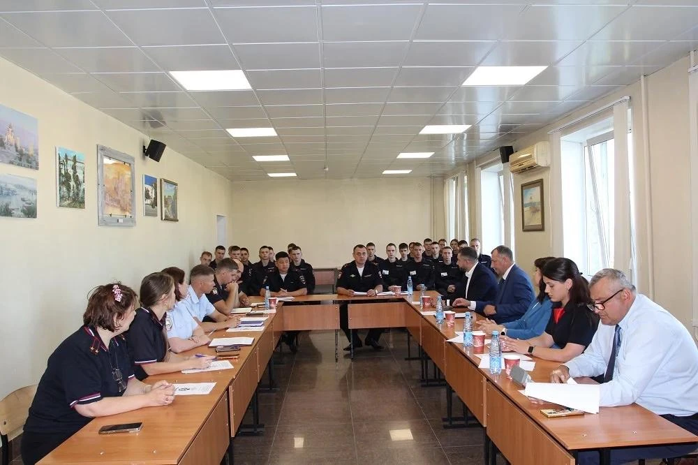 🎓 Во Владивостокском филиале Дальневосточного юридического института МВД России имени ...