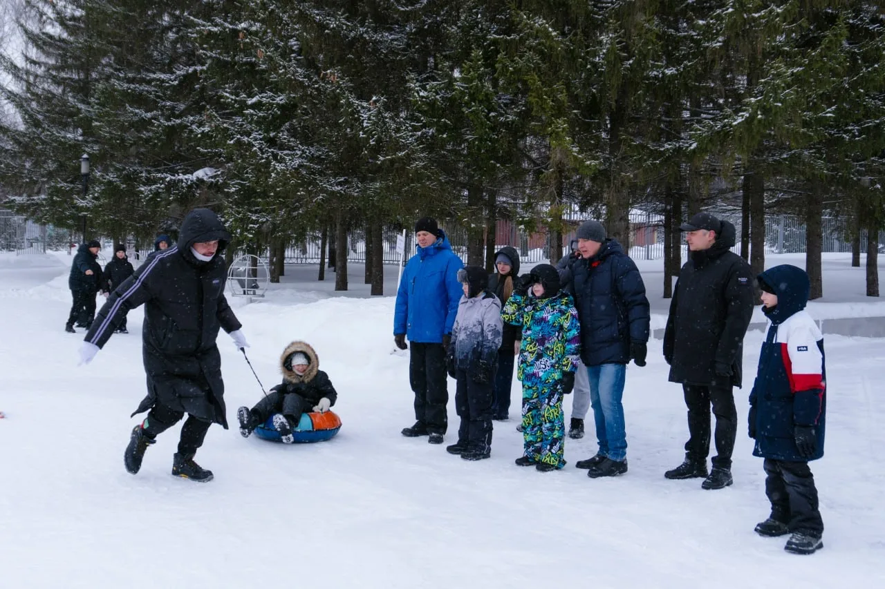 🇷🇺 Когда за спиной стоит отец — ты непобедим!   💪 Наш Лицей снова доказал, что сила — в единстве пок